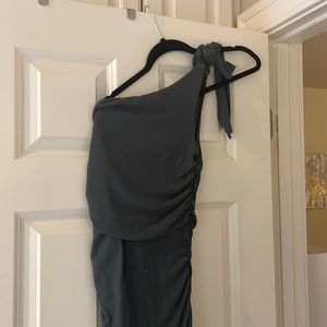 Green majorelle dress.